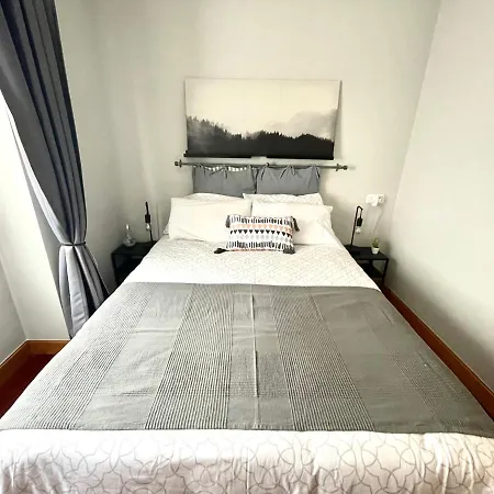 Apartment Todo A Un Paso Con Garaje Gratuito *